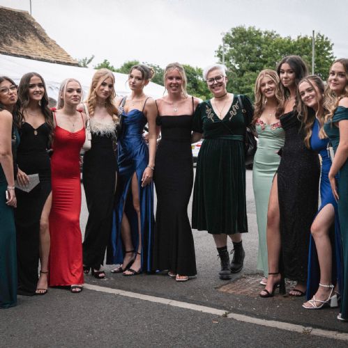 6thFormProm2024-1361)