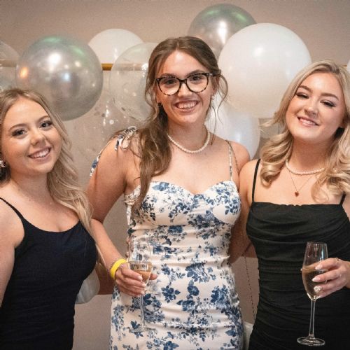 6thFormProm2024-181)