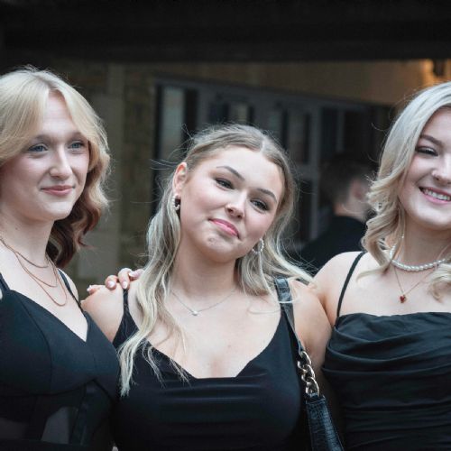 6thFormProm2024-2681)