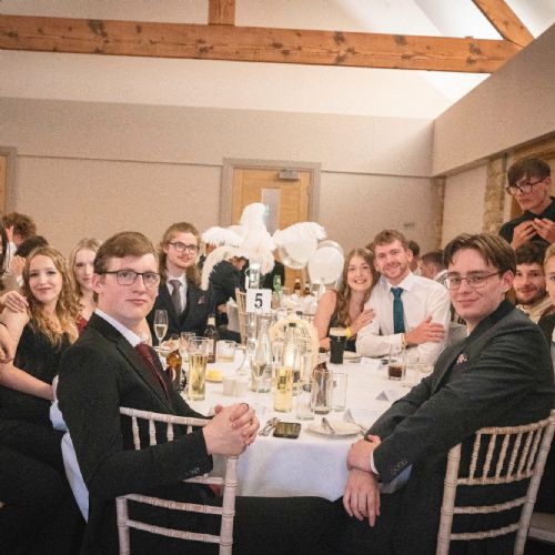 6thFormProm2024-471)