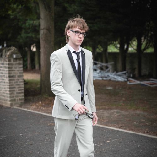 6thFormProm2024-861)
