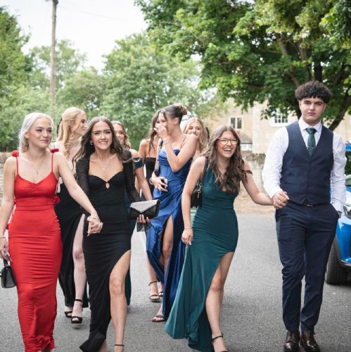 6thFormProm2024-961)