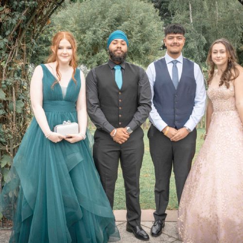 Year11Prom2024-1001)