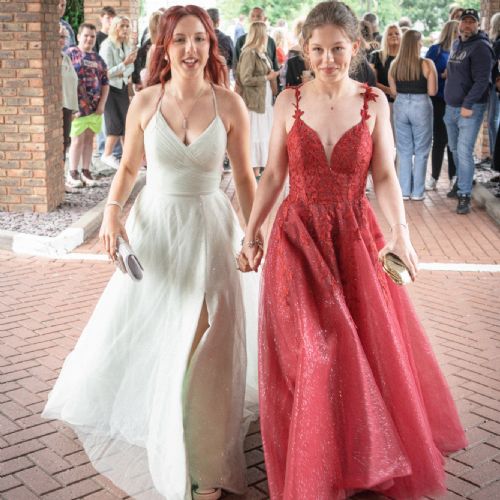 Year11Prom2024-151)