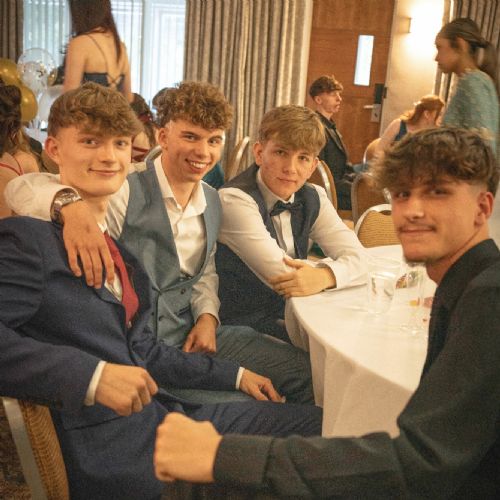 Year11Prom2024-1591)