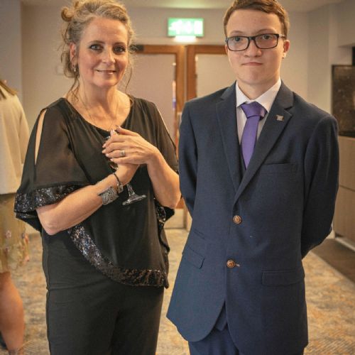 Year11Prom2024-1631)