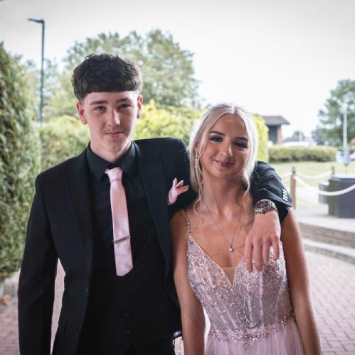 Year11Prom2024-2171)