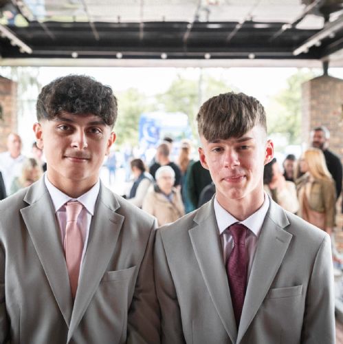 Year11Prom2024-2681)