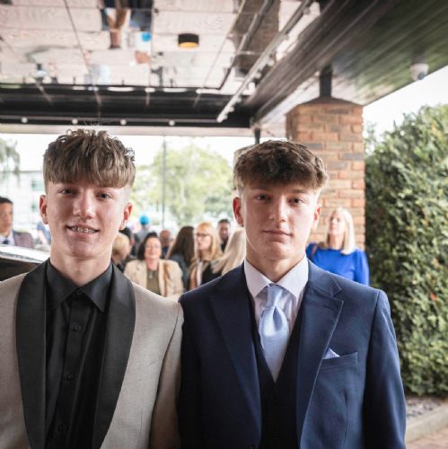 Year11Prom2024-2741)