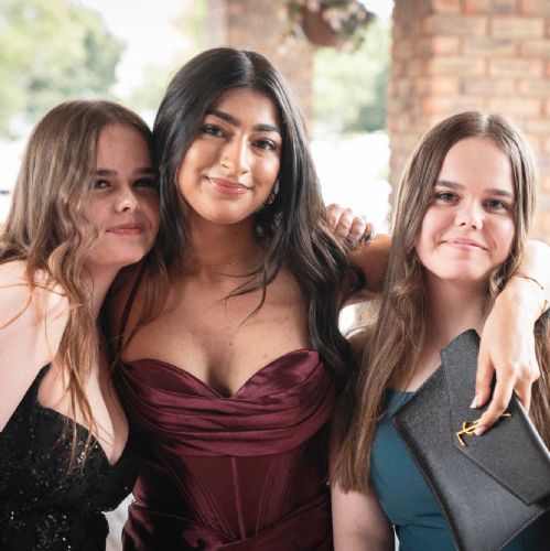 Year11Prom2024-3251)