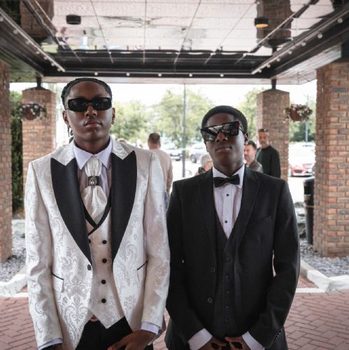 Year11Prom2024-3381)