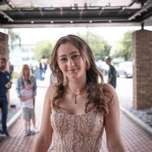 Year11Prom2024-3441)