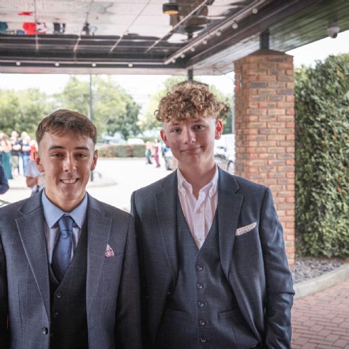 Year11Prom2024-3471)