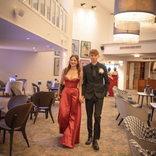 Year11Prom2024-351)