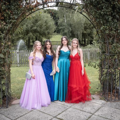 Year11Prom2024-3781)