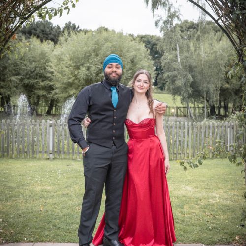 Year11Prom2024-3901)
