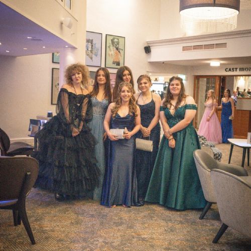 Year11Prom2024-461)