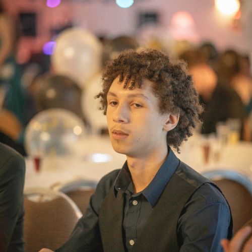 Year11Prom2024-4641)