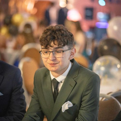 Year11Prom2024-4661)