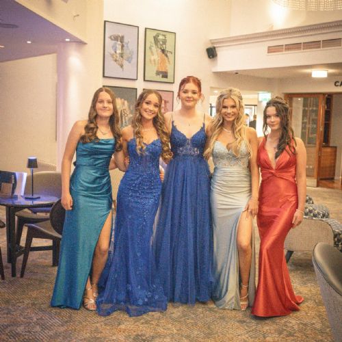 Year11Prom2024-521)