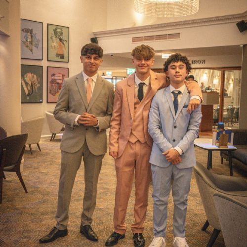 Year11Prom2024-641)
