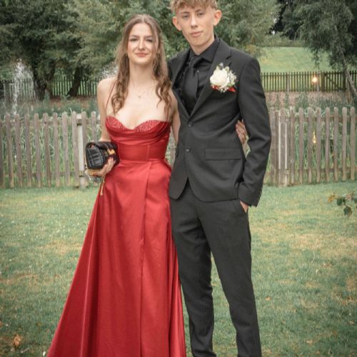 Year11Prom2024-961)